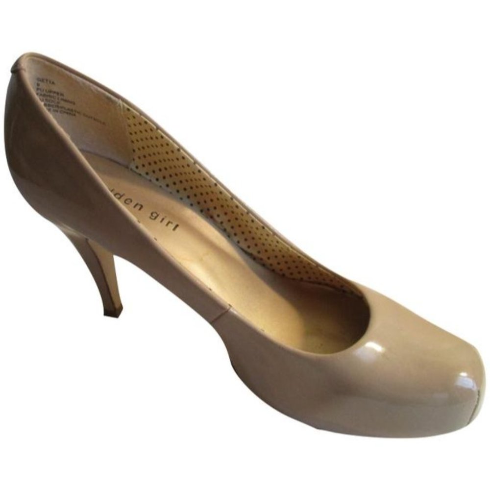 *Madden Girl Tan Beige Patent Getta Squared Toe Pumps